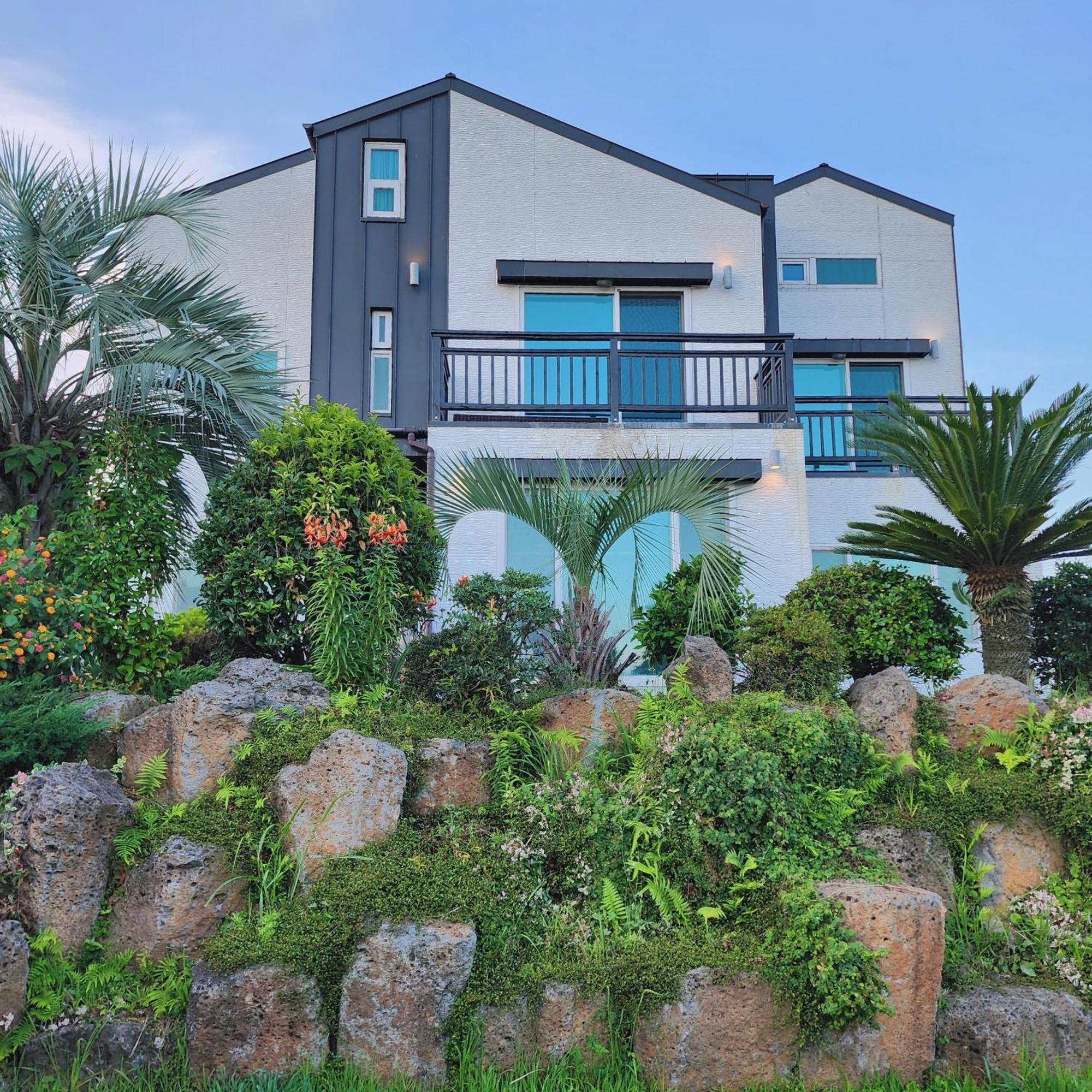 Jeju 542 Pension Seogwipo Dış mekan fotoğraf