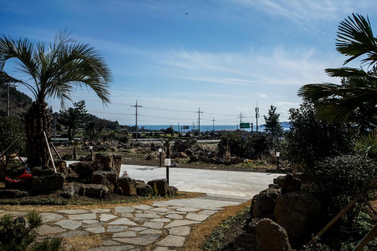 Jeju 542 Pension Seogwipo Dış mekan fotoğraf